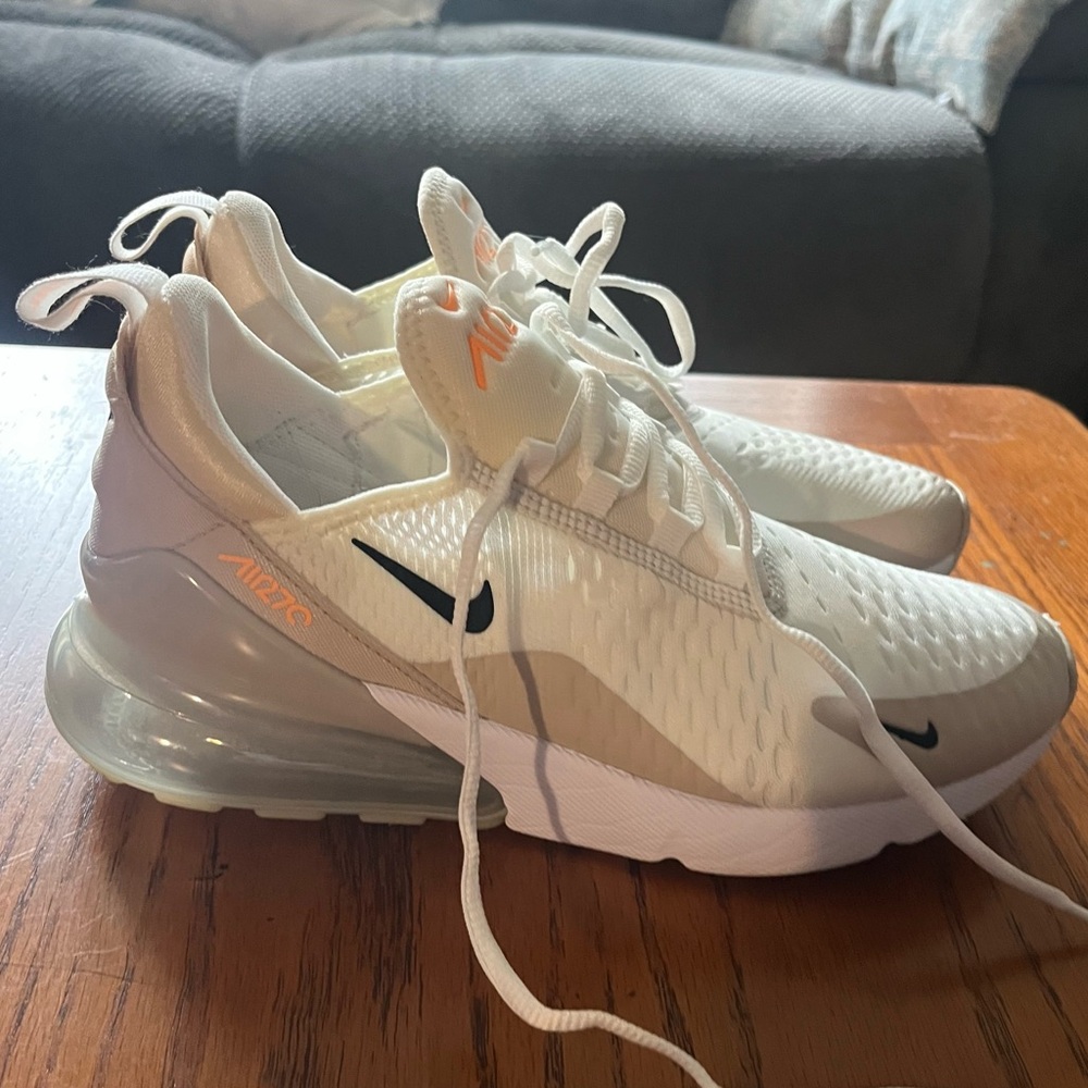 Nike Air Max 270